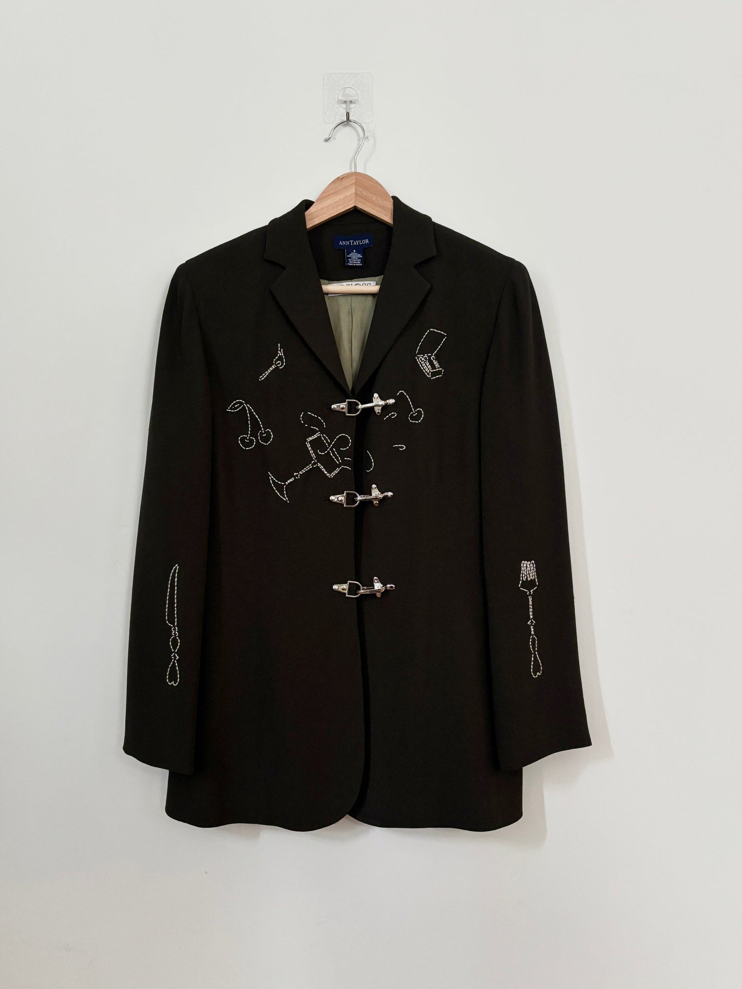 Cocktail Hour Clasp Jacket