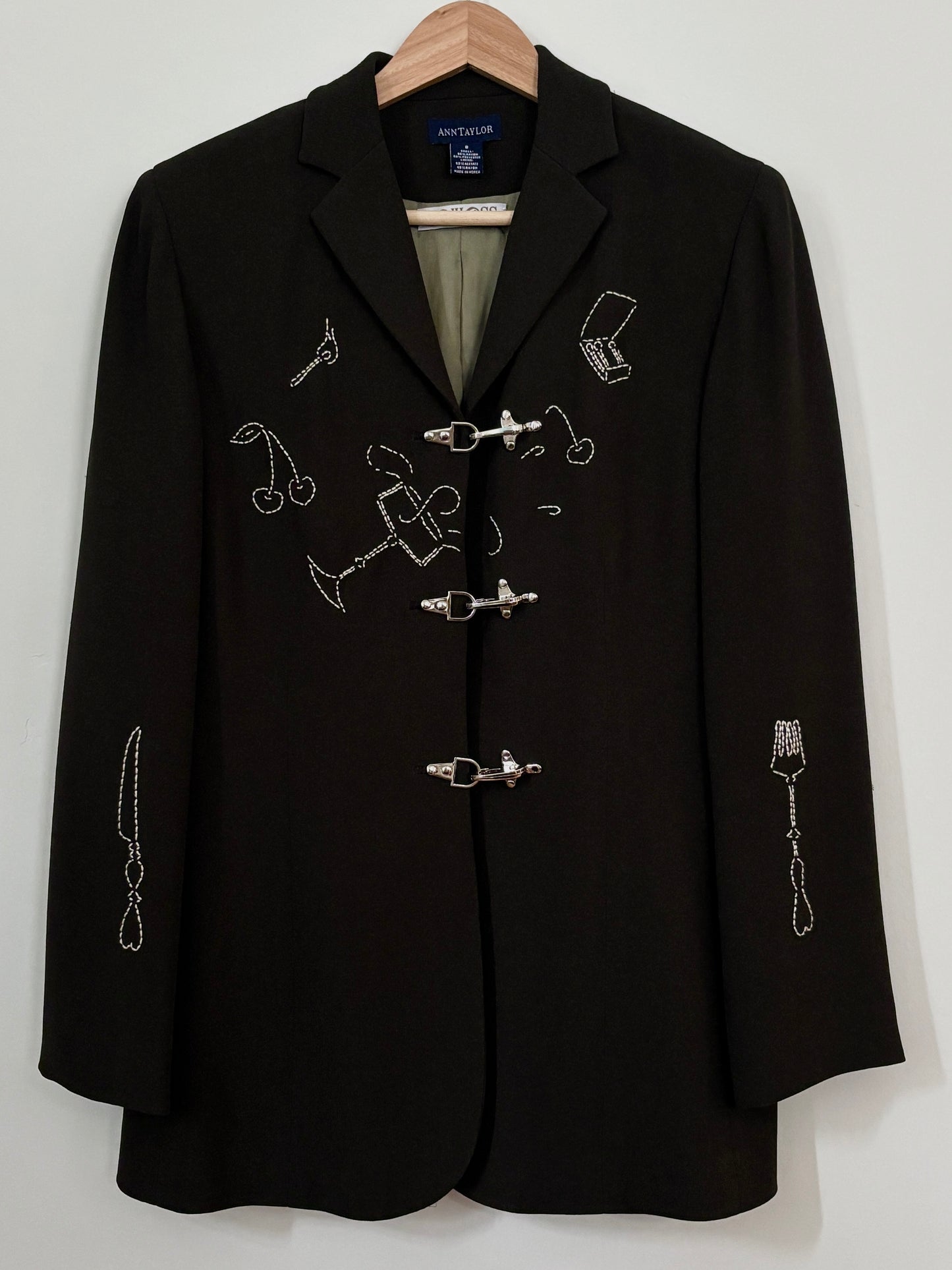 Cocktail Hour Clasp Jacket